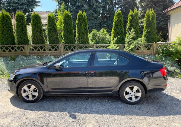 Skoda Octavia cena 29300 przebieg: 253477, rok produkcji 2014 z Wieliczka małe 497